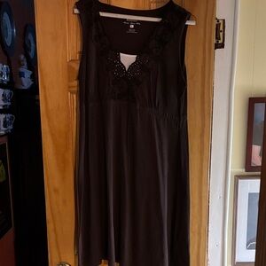Bass classic since 1876 brown v neck  dress size L